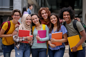 Thumbnail for La période d’inscription est maintenant ouverte pour le Press Start CoLab High School Program où on inspire l’innovation chez les jeunes!